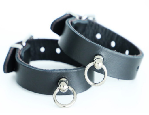 Leder Handfesseln der O - Schwarz