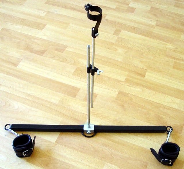 BODENPRANGER - Dildo-Spreizer